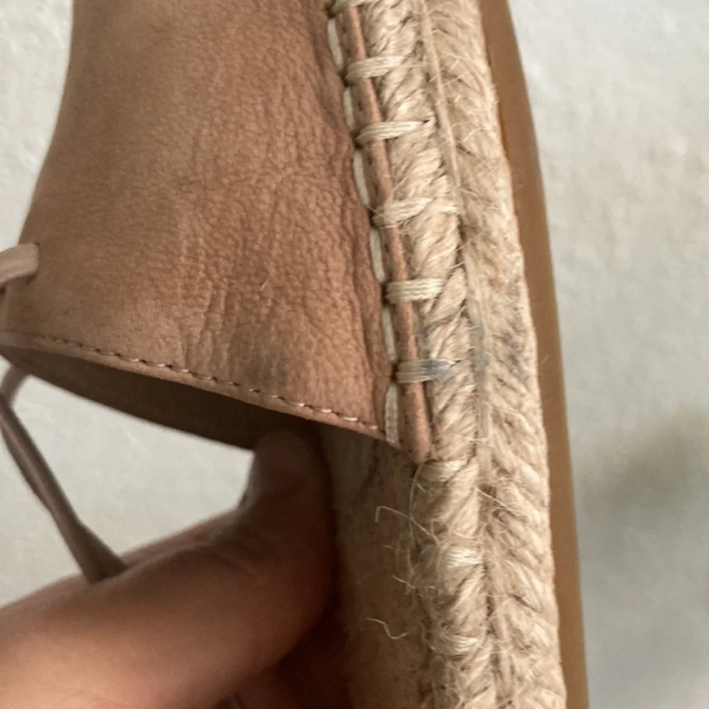 EILEEN Fisher lace up tan leather espadrille sandals 7 1/2